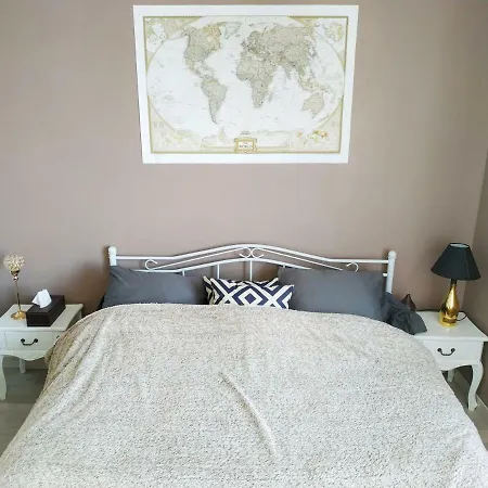 Charming Bedroom With Private Balcony * Reims