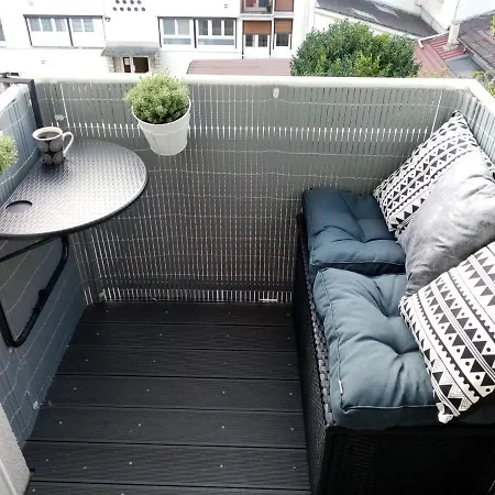 Charming Bedroom With Private Balcony *